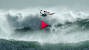 Red Bull Storm Chase - Tasmania