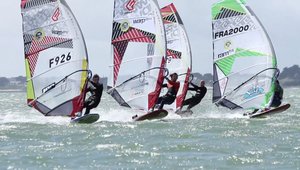 TRAINING SLALOM...